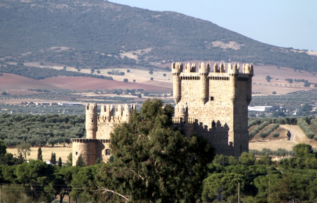 Vista exterior castillo castillo Vista exterior castillo castillo