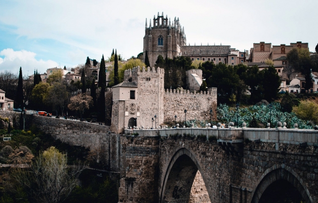 Puente de San Martin y San Juan de los Reyes Puente de San Martin y San Juan de los Reyes